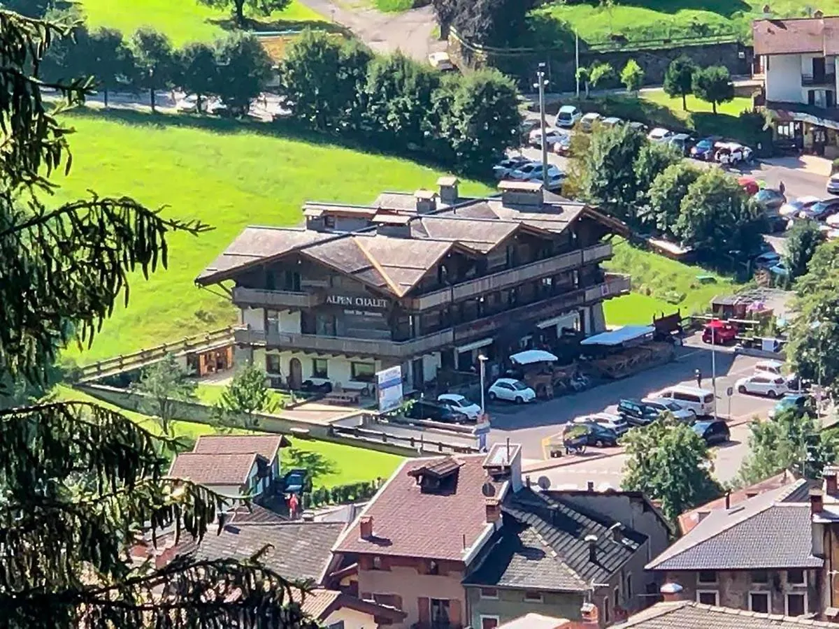 Alpen Chalet - Charme Mountain Hotel - Schilpario