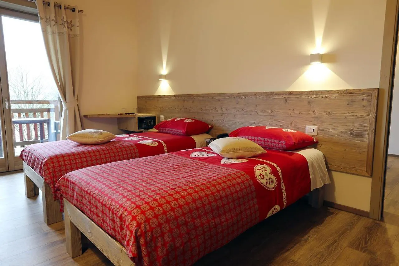 Alpen Chalet - Charme Mountain Hotel - Schilpario