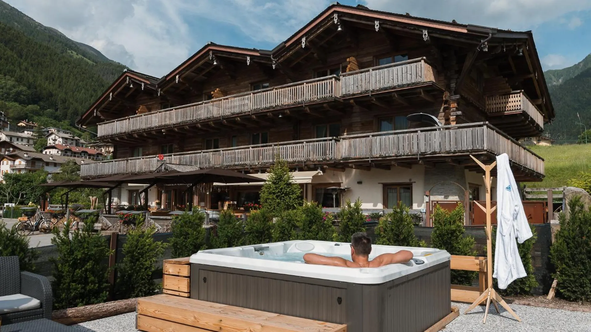 Alpen Chalet - Charme Mountain Hotel - Schilpario