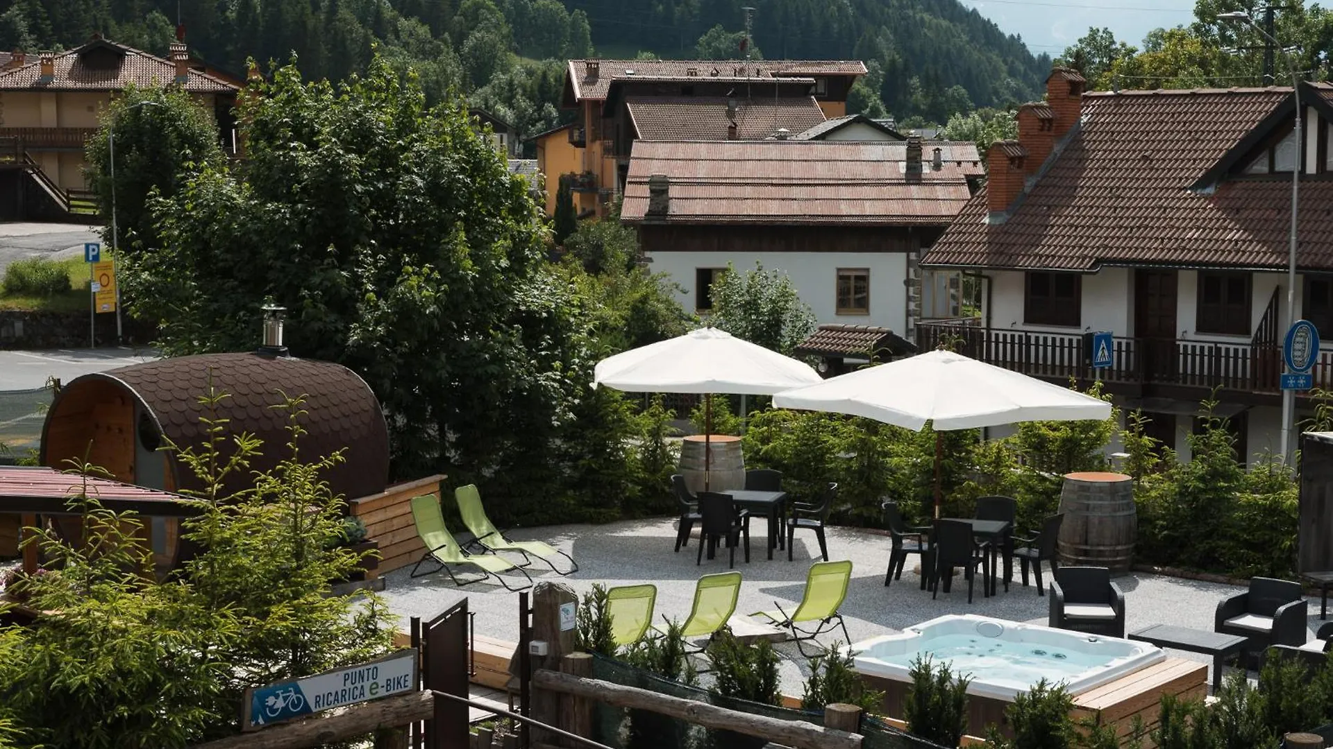 Alpen Chalet - Charme Mountain Hotel - Schilpario